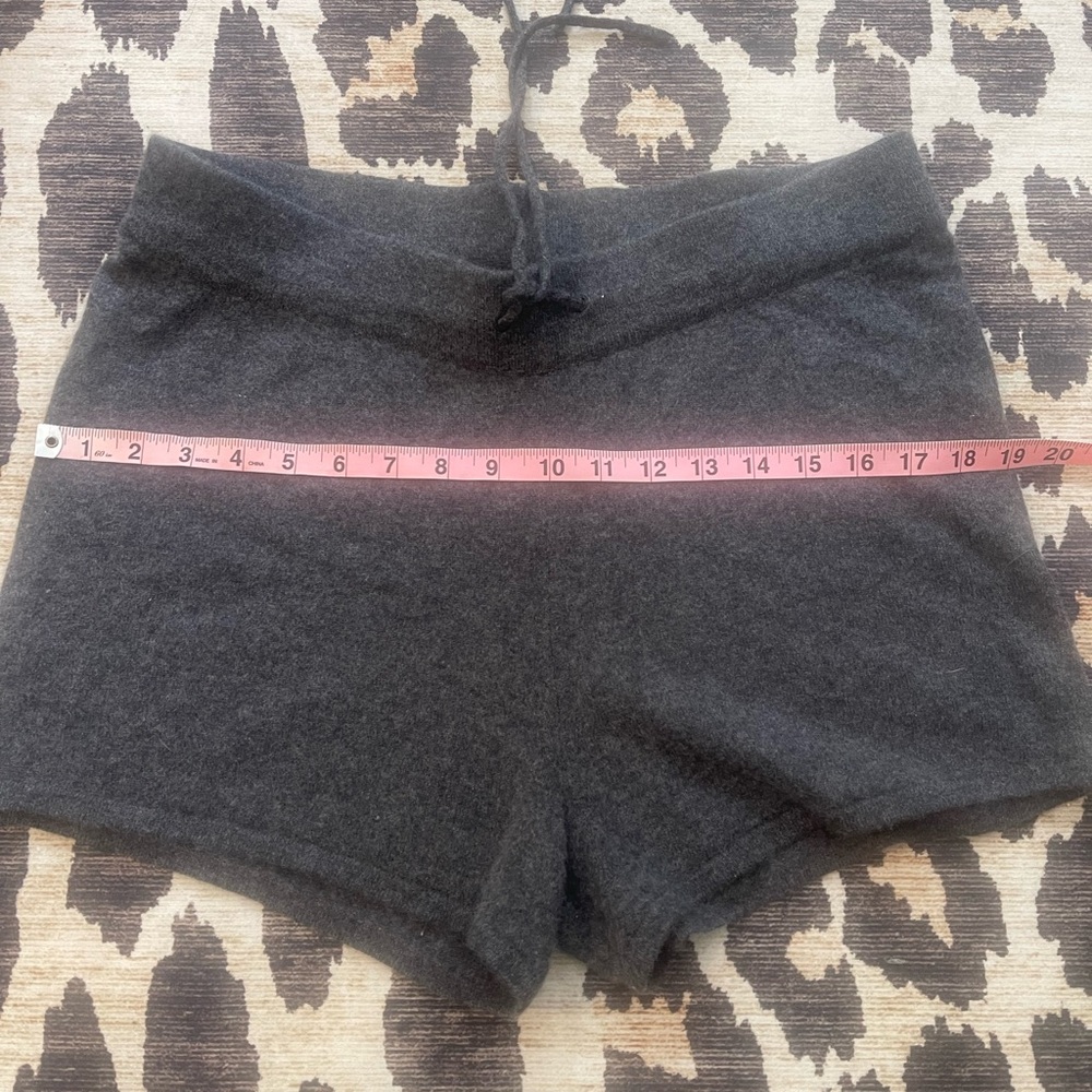 Garnet Hill Gray Pajama Set Cashmere Sleepwear - Picture 5 of 8